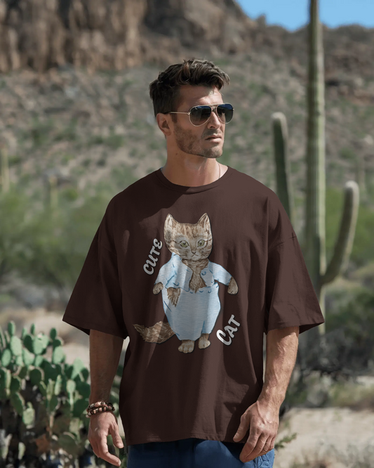Cozy & Cute in Oversized Comfort – Cute Cat Tee