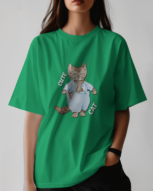 Cozy & Cute in Oversized Comfort – Cute Cat Tee