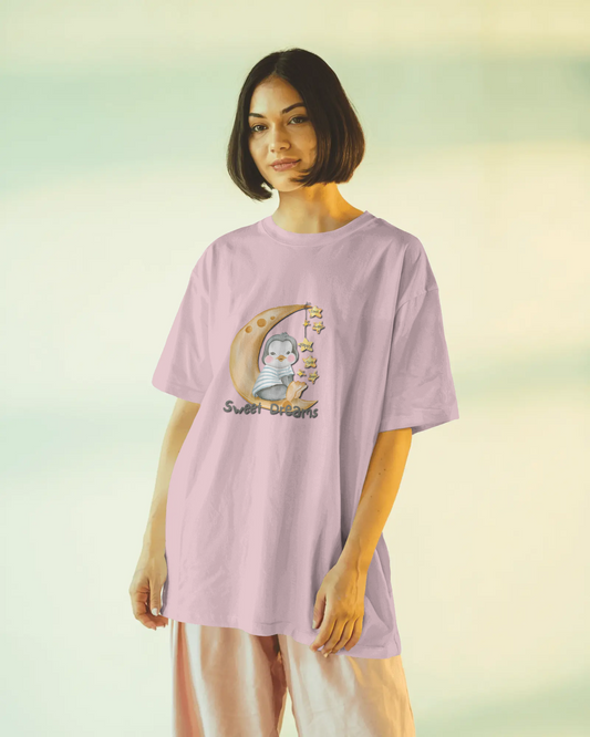 Dreamy Softness in Oversized Comfort – Sweet Dreams Tee