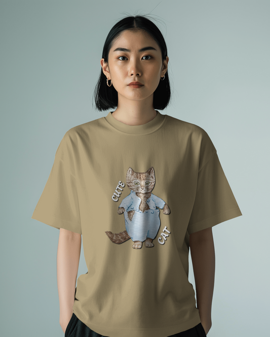 Cozy & Cute in Oversized Comfort – Cute Cat Tee
