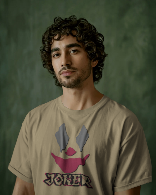 Joker Energy in Oversized Comfort – Statement Tee