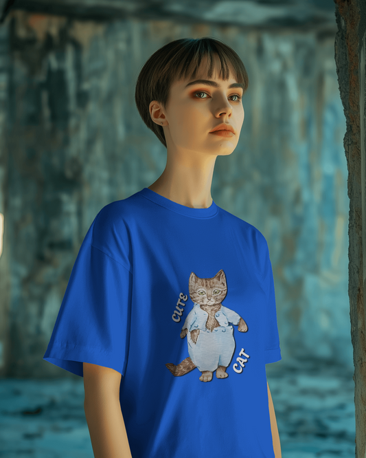 Cozy & Cute in Oversized Comfort – Cute Cat Tee